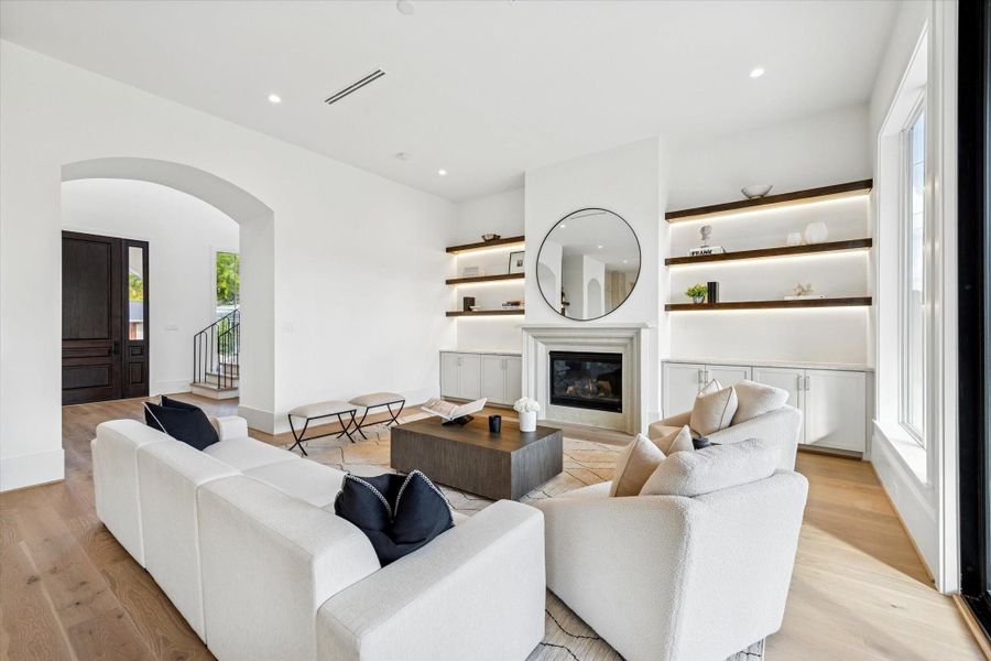 Furnished interior view inside a new home in , Houston (Image 5).