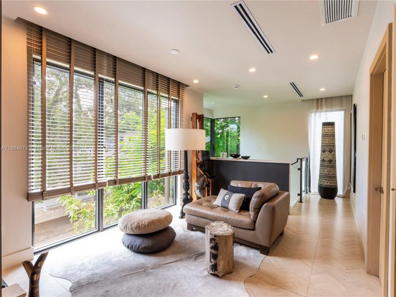 Furnished interior view inside a new home in , Miami (Image 7).