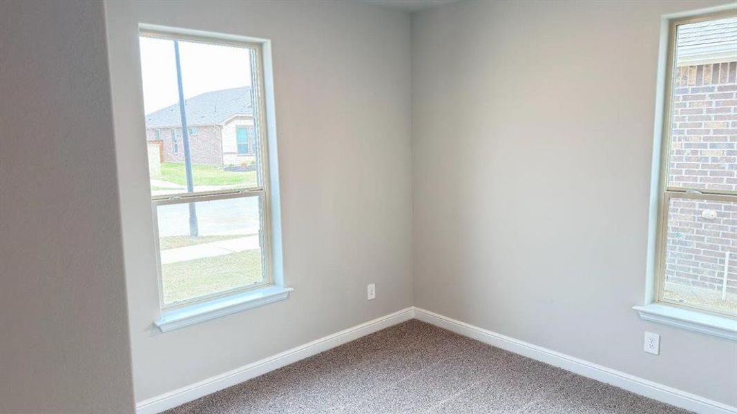 Spacious, unfurnished interior of a new home in Bluestem, Rhome (Image 12).