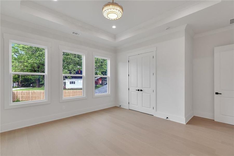 Spacious, unfurnished interior of a new home in , Grayson (Image 61).