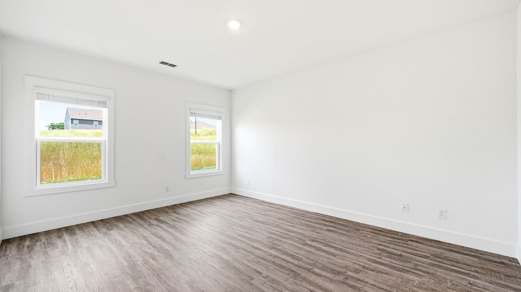 Spacious, unfurnished interior of a new home in Fieldcrest Acres, Blountville (Image 31). Spacious, unfurnished interior of a new home in Fieldcrest Acres, Blountville (Image 31).