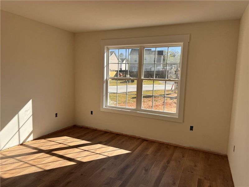 Spacious, unfurnished interior of a new home in , Calhoun (Image 6).