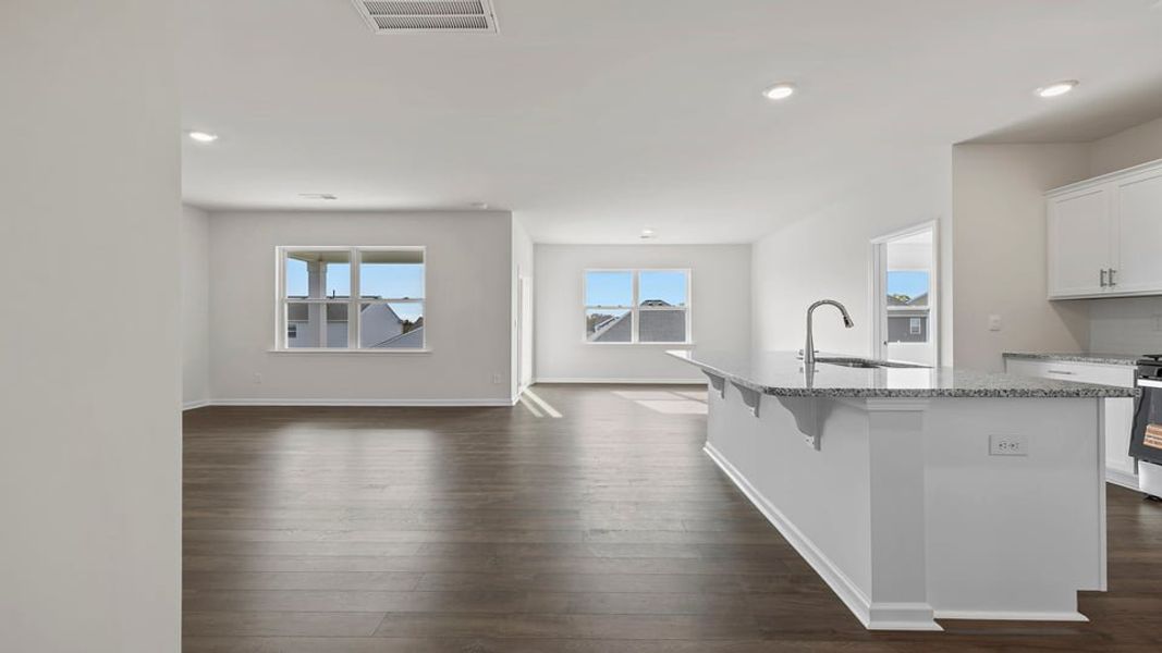 Image 24 of a home in Baxter Village.