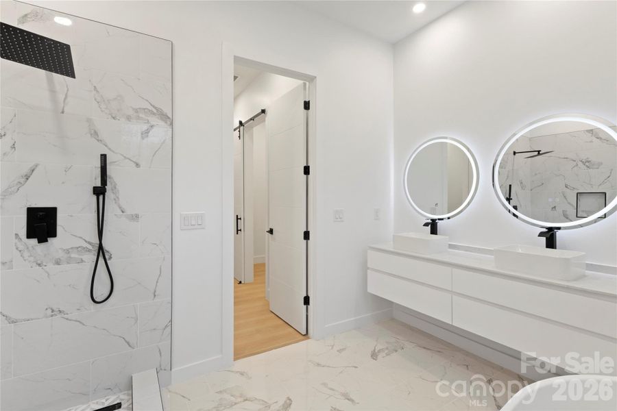 Furnished interior view inside a new home in , Gastonia (Image 8).