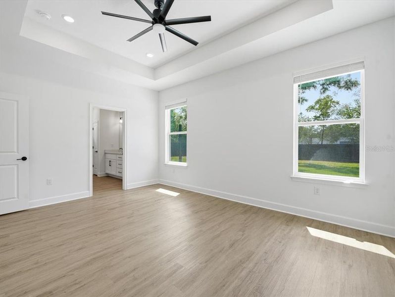 Spacious, unfurnished interior of a new home in , Spring Hill (Image 35).