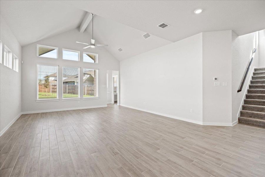 MOVE IN READY! MOVE IN READY!