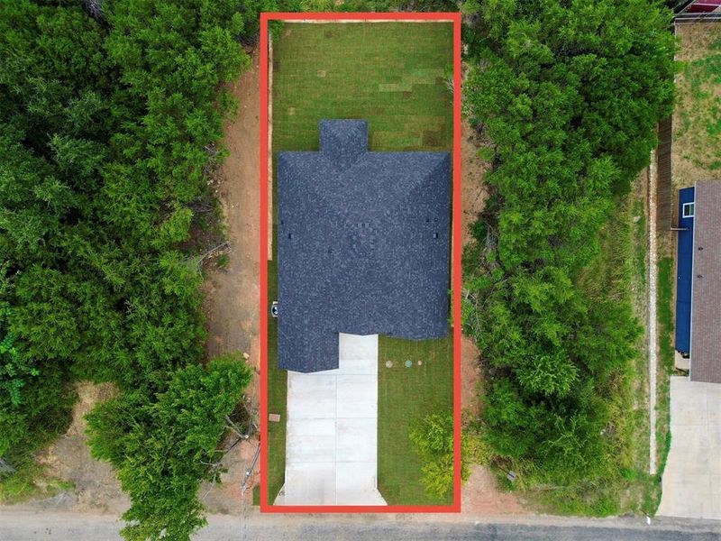 Approximate property lines Approximate property lines