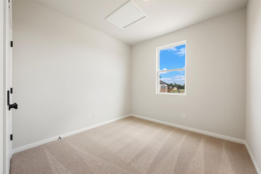 Spacious, unfurnished interior of a new home in Patterson Ranch, Georgetown (Image 12).