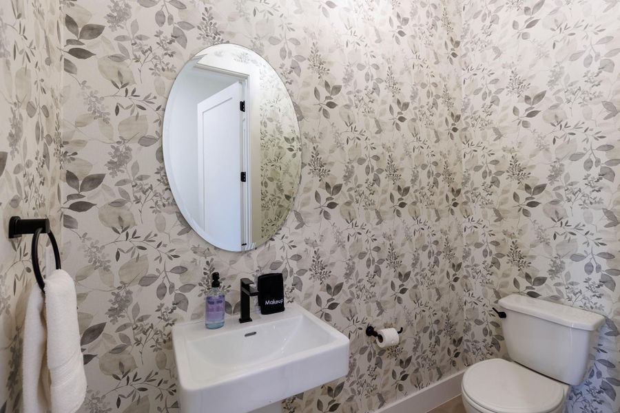 POWDER ROOM POWDER ROOM