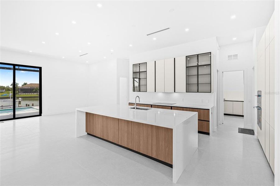 Furnished interior view inside a new home in , Port Charlotte (Image 59).