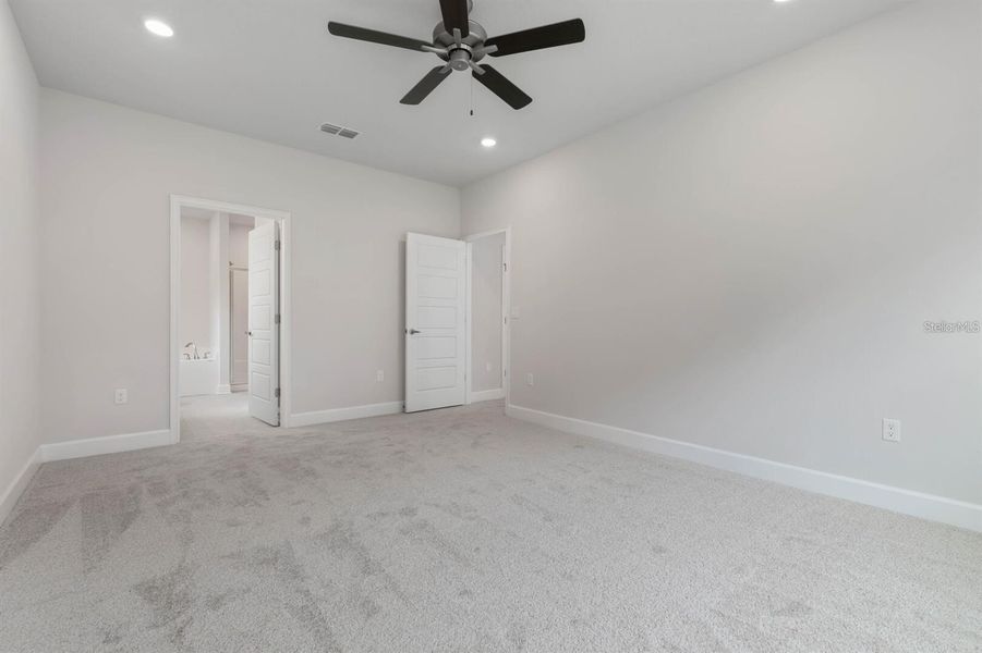 Spacious, unfurnished interior of a new home in Palm Coast, Palm Coast (Image 19). Spacious, unfurnished interior of a new home in Palm Coast, Palm Coast (Image 19).