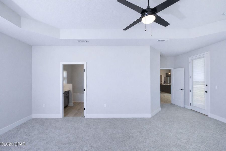 Spacious, unfurnished interior of a new home in Parkbrook, Panama City (Image 7).