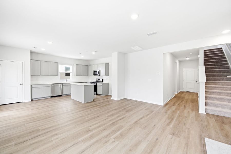 Spacious, unfurnished interior of a new home in Grand Arbor, Blythewood (Image 17).