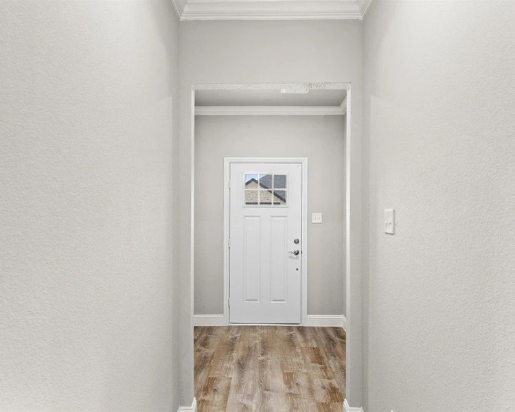 Representative unfurnished interior of a home built from the Nevada by BLUEHAVEN Homes in Lakepointe, Lavon (Image 17).