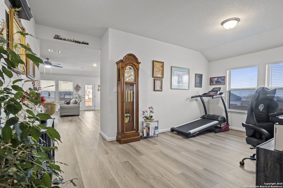 Furnished interior view inside a new home in , San Antonio (Image 30). Furnished interior view inside a new home in , San Antonio (Image 30).