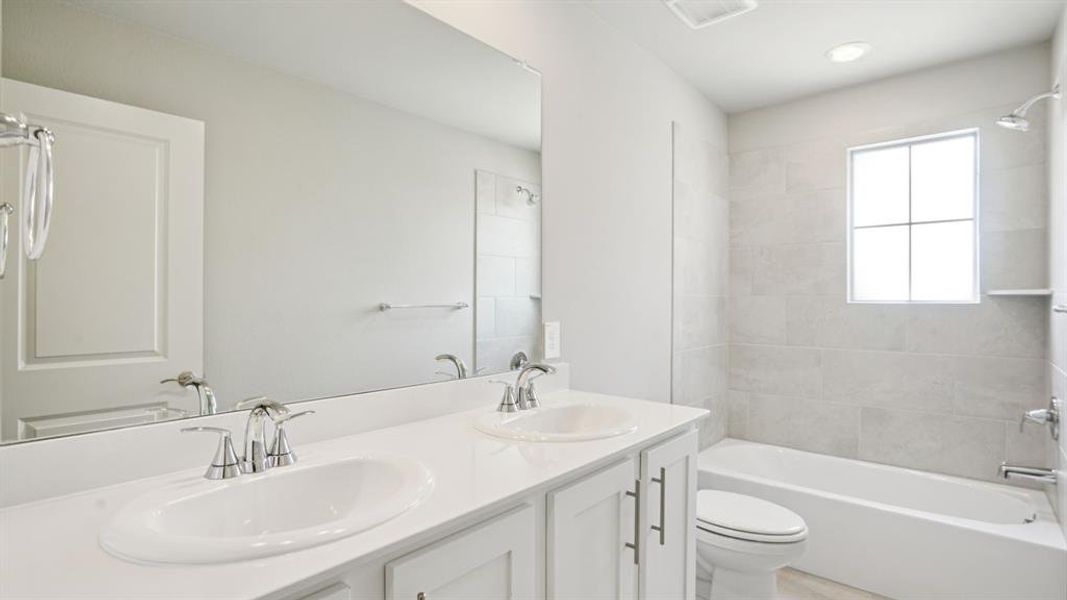 Furnished interior view inside a new home in Windmore, Princeton (Image 14).