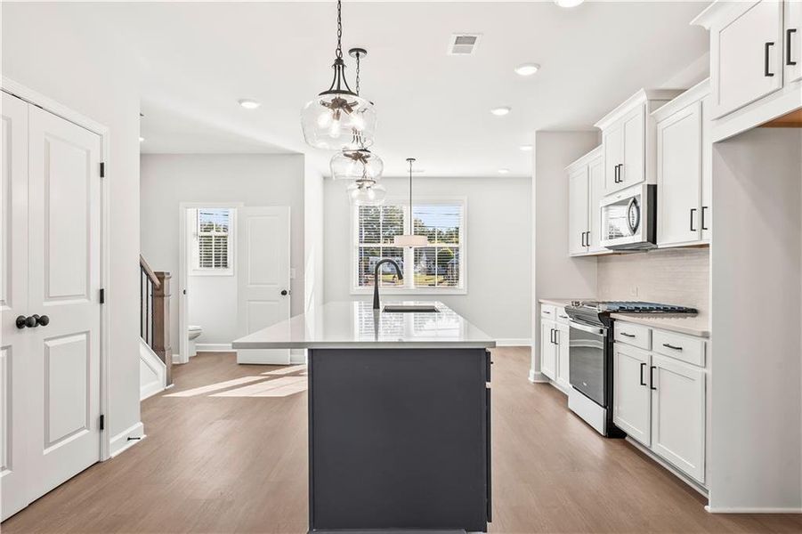 Furnished interior view inside a new home in East Park Village, Kennesaw (Image 16). Furnished interior view inside a new home in East Park Village, Kennesaw (Image 16).