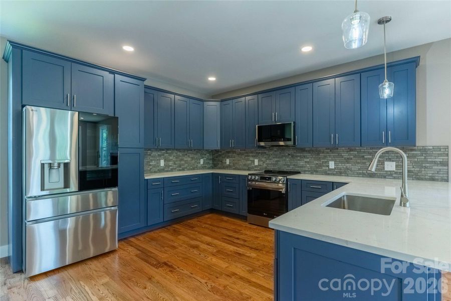 Furnished interior view inside a new home in , Asheville (Image 7).