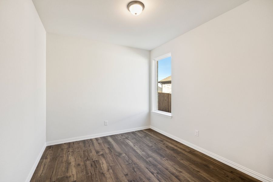 Spacious, unfurnished interior of a new home in Elevon, Lavon (Image 17).