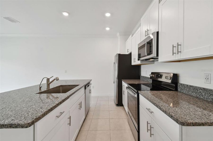 Furnished interior view inside a new home in , Land O' Lakes (Image 33).