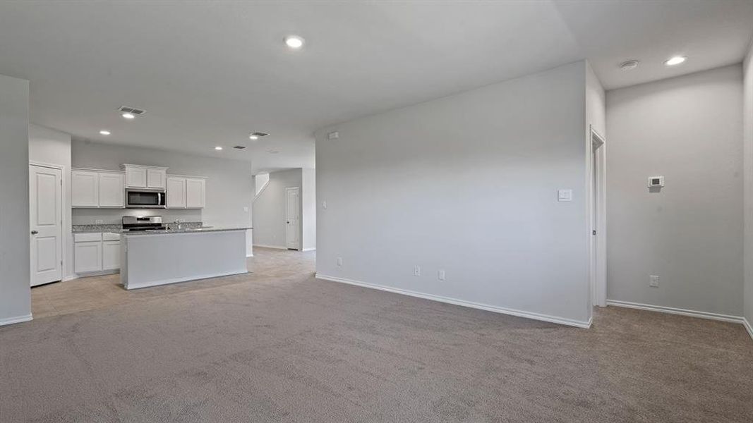 Spacious, unfurnished interior of a new home in Springhill South, Boyd (Image 34).