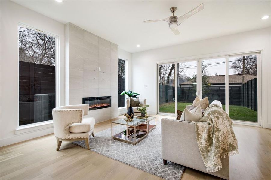 Furnished interior view inside a new home in , Dallas (Image 8).
