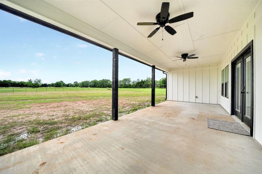 Exterior details and patio area of a home in , Edgewood (Image 29).