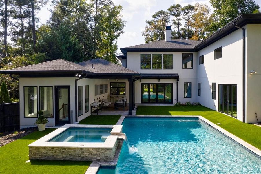 Exterior details and patio area of a home in , Brookhaven (Image 30).