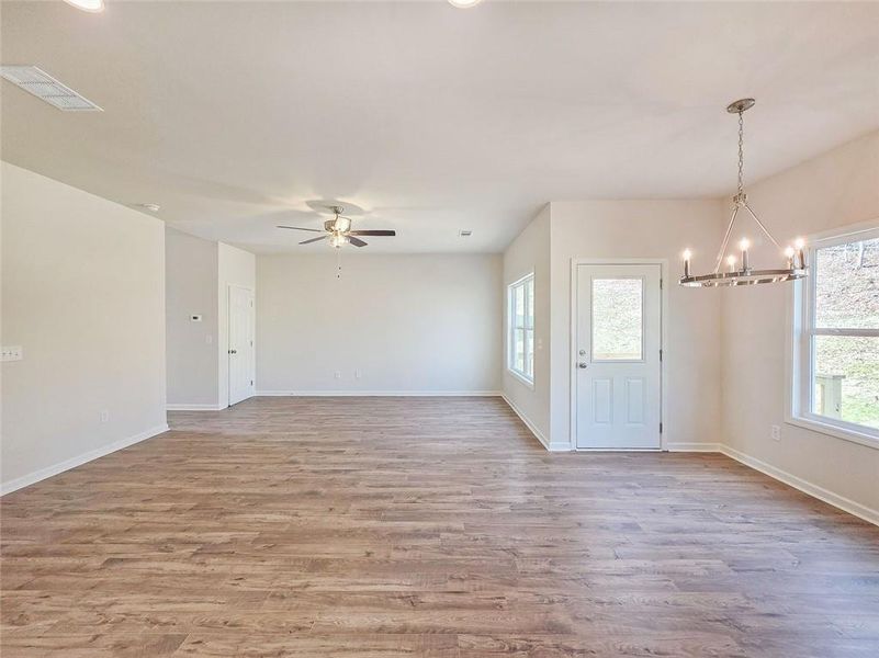 Spacious, unfurnished interior of a new home in , Gainesville (Image 29).