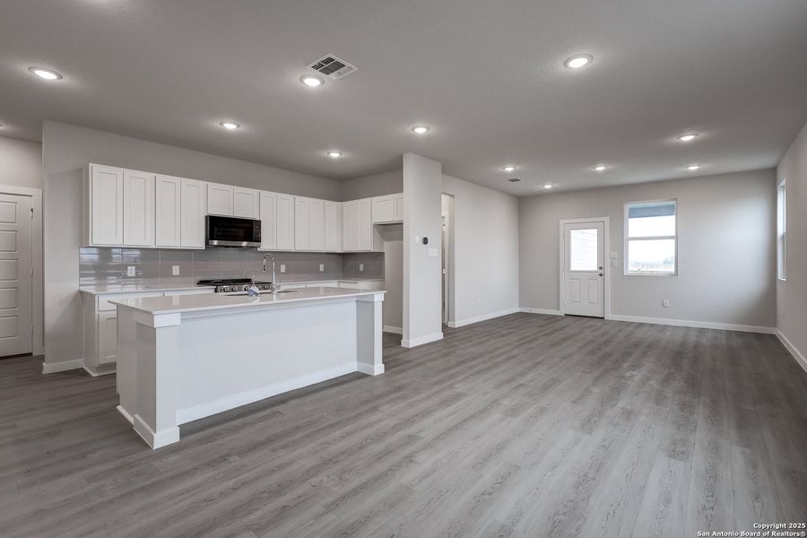 Furnished interior view inside a new home in Park Place, New Braunfels (Image 11). Furnished interior view inside a new home in Park Place, New Braunfels (Image 11).