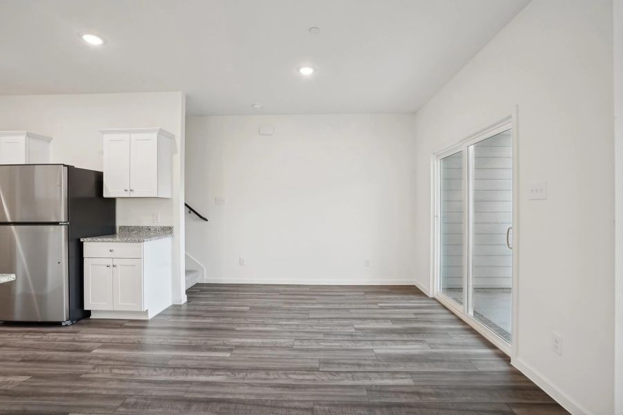 Representative unfurnished interior of a home built from the Crescent by Starlight Homes in Coyote Meadows, Anna (Image 16).