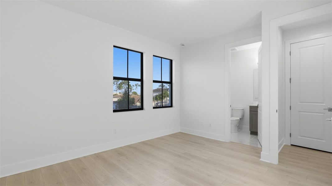 Spacious, unfurnished interior of a new home in Artistry Palm Beach, Palm Beach Gardens (Image 33). Spacious, unfurnished interior of a new home in Artistry Palm Beach, Palm Beach Gardens (Image 33).