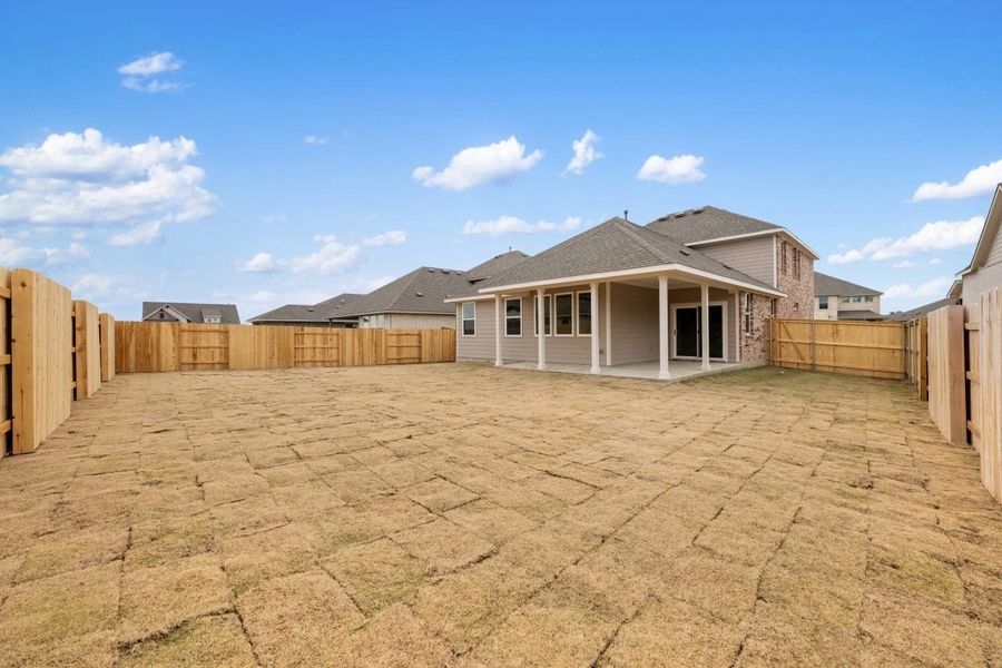 Exterior details and patio area of a home in Berry Creek Highlands, Georgetown (Image 29).