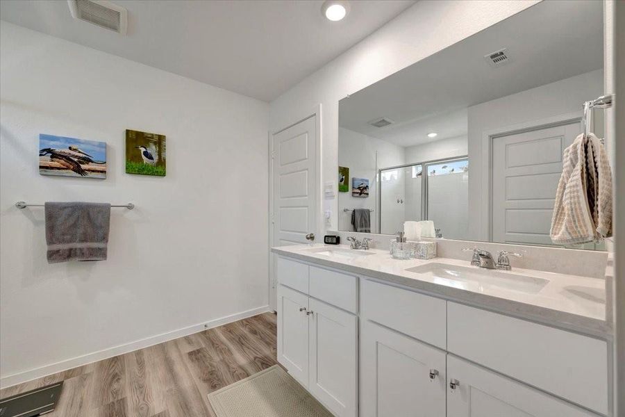 Furnished interior view inside a new home in Pelican Pointe, Texas City (Image 22).