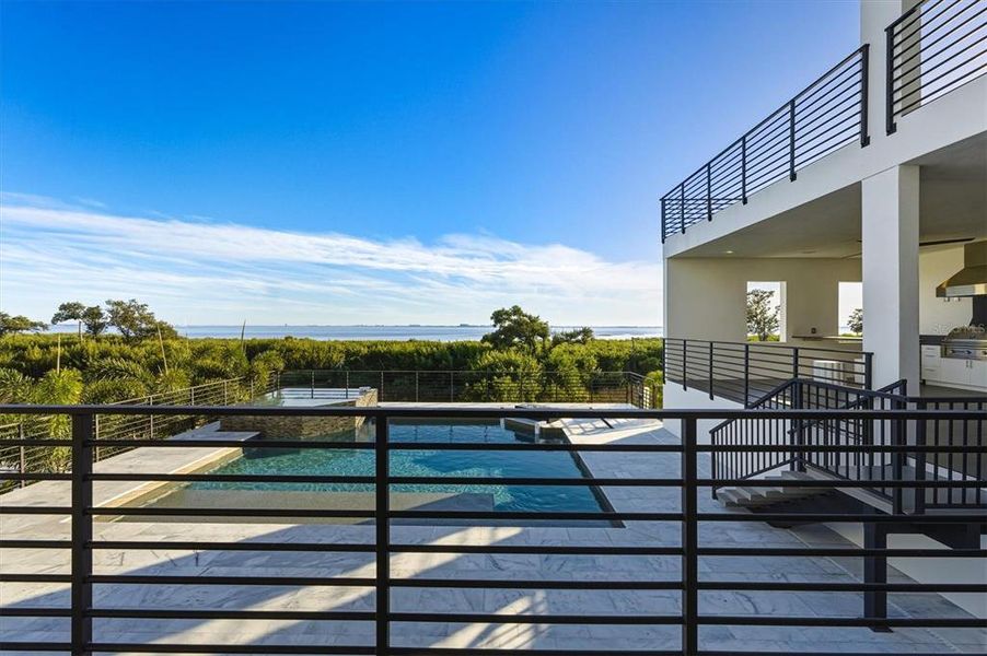 Exterior details and patio area of a home in Legends Bay, Bradenton (Image 27).