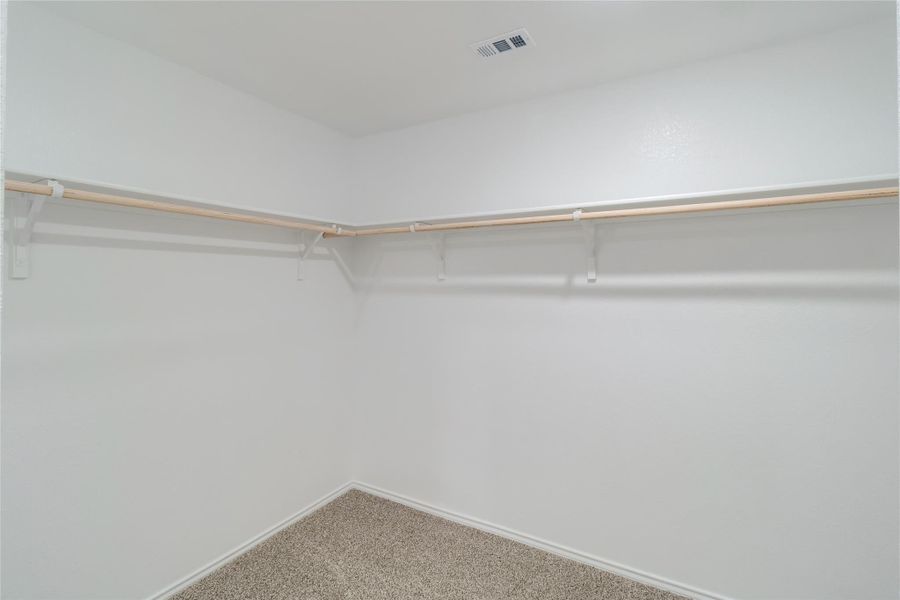 Spacious, unfurnished interior of a new home in Prairie Lakes, Buda (Image 9). Spacious, unfurnished interior of a new home in Prairie Lakes, Buda (Image 9).