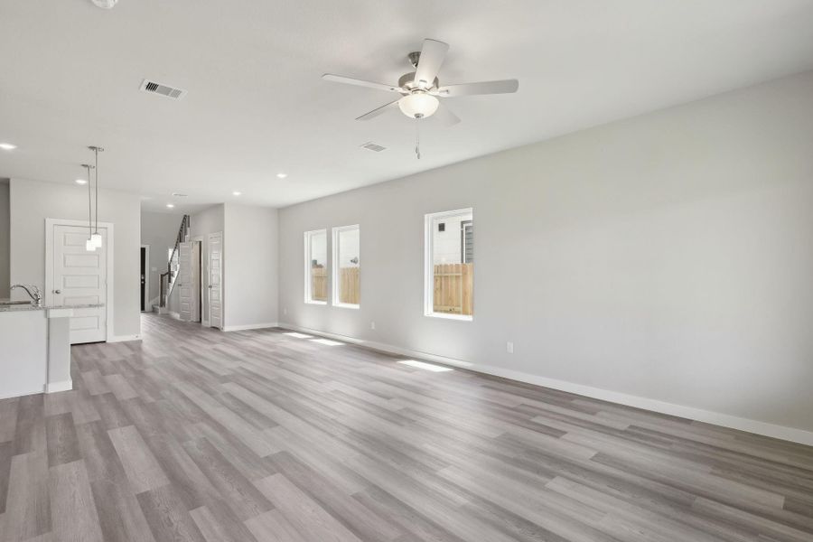 Photo is not of the actual home but is an inspirational photo of builder’s model home and may depict options, furnishings, and/or decorator features that are not included. Photo is not of the actual home but is an inspirational photo of builder’s model home and may depict options, furnishings, and/or decorator features that are not included.