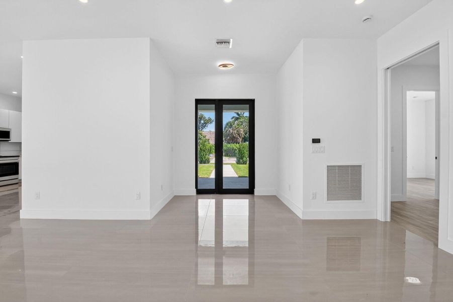 Image 55 of a home in .