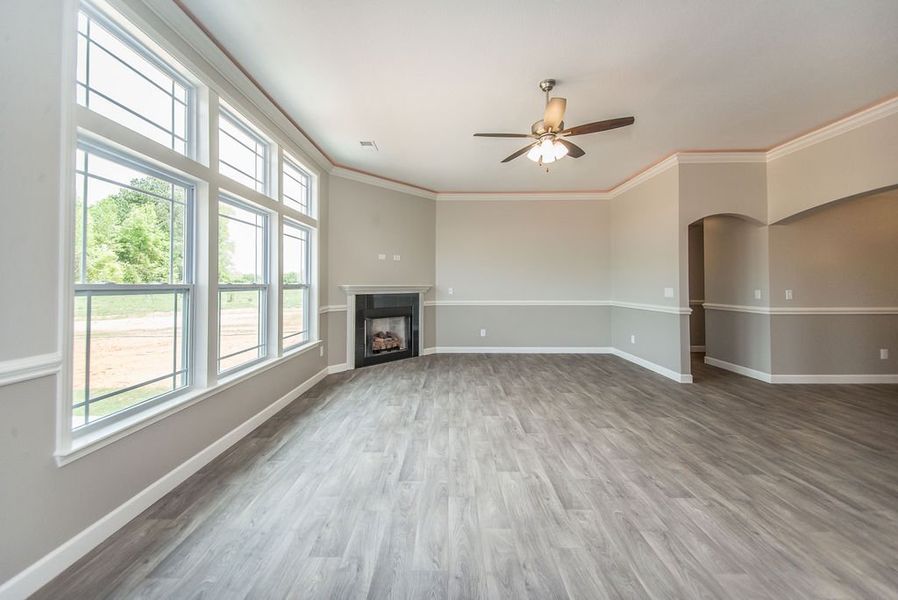 Representative unfurnished interior of a home built from the Beaumont by Enchanted Homes in Guadalupe Heights, Seguin (Image 48).