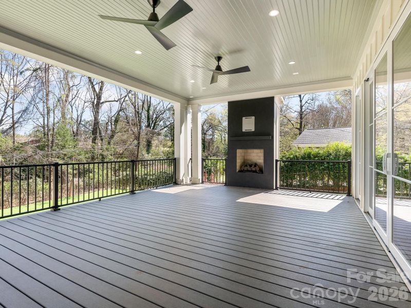 Exterior details and patio area of a home in , Charlotte (Image 4).
