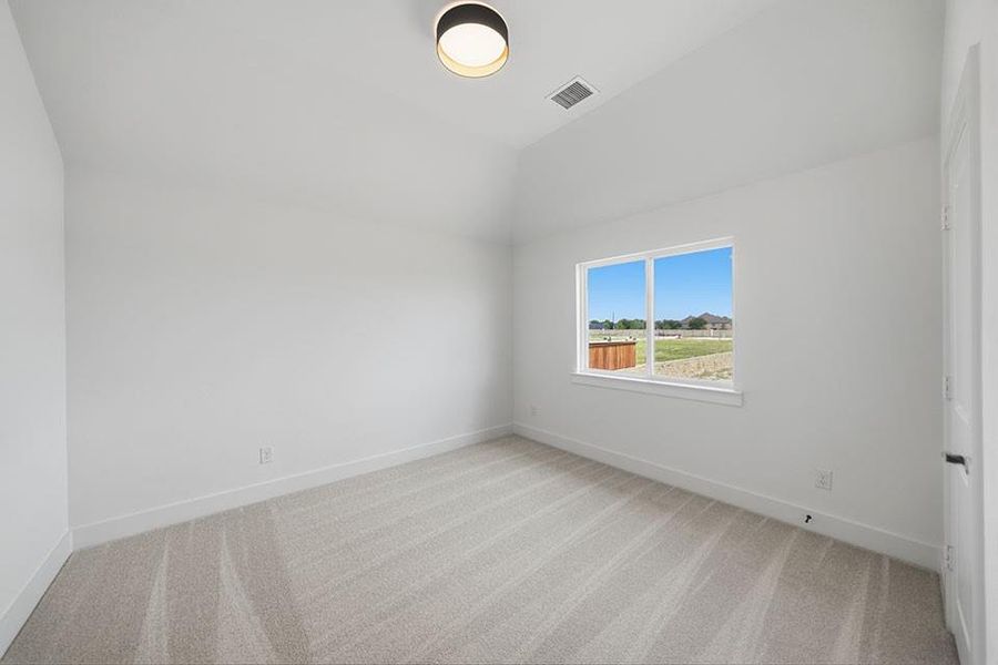 Spacious, unfurnished interior of a new home in Custer Ridge Estates, Allen (Image 34). Spacious, unfurnished interior of a new home in Custer Ridge Estates, Allen (Image 34).