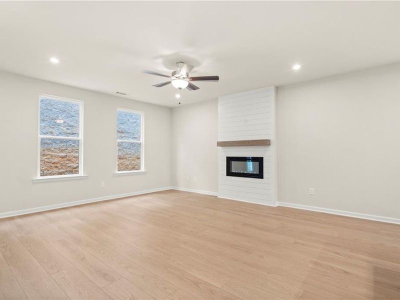 Spacious, unfurnished interior of a new home in The Village at Shallowford, Kennesaw (Image 23).