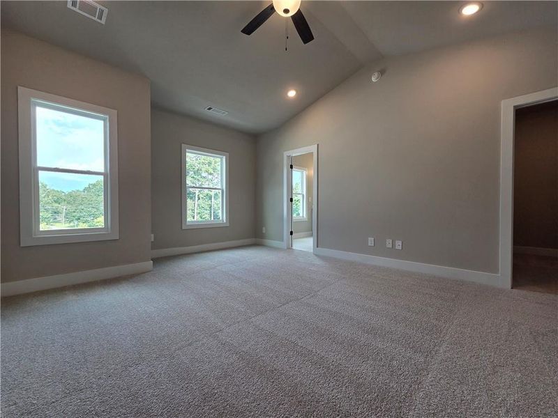 Spacious, unfurnished interior of a new home in , Tucker (Image 26).
