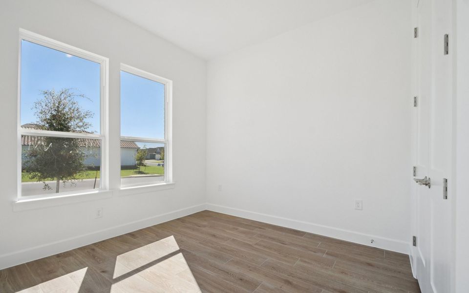 Spacious, unfurnished interior of a new home in Traditional at Kissing Tree, San Marcos (Image 15).
