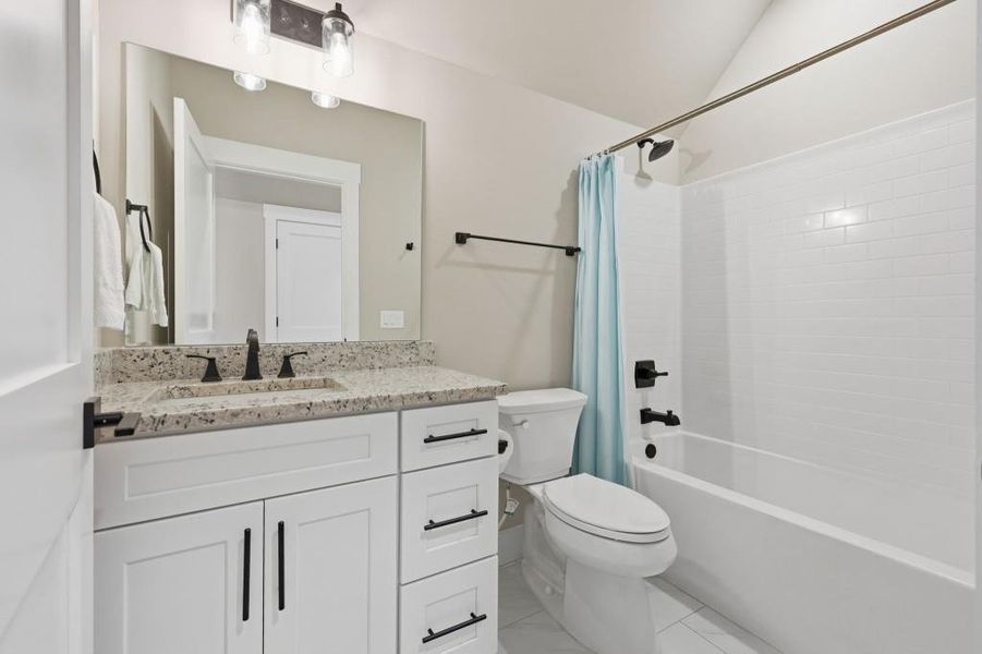Furnished interior view inside a new home in , Jefferson (Image 12).