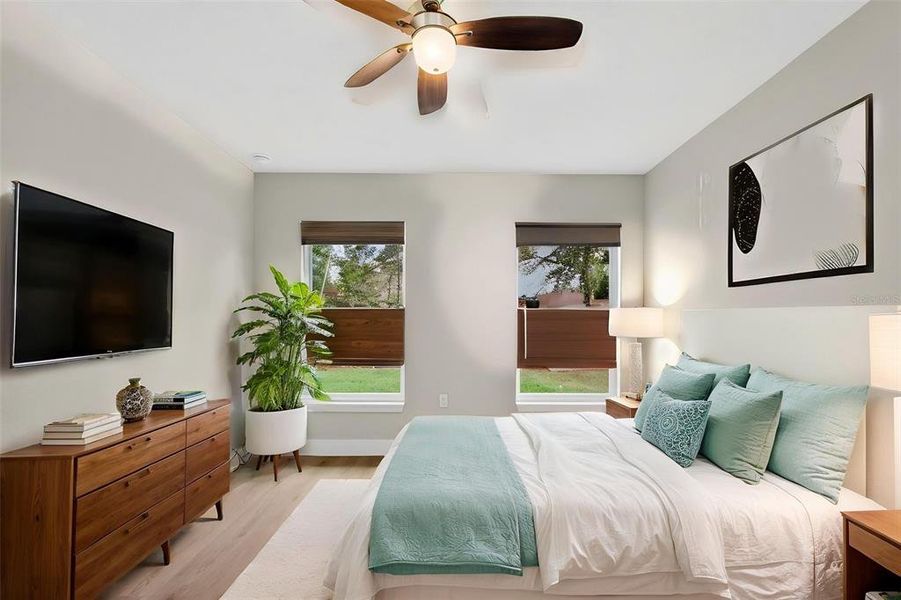 Furnished interior view inside a new home in , Orlando (Image 9).