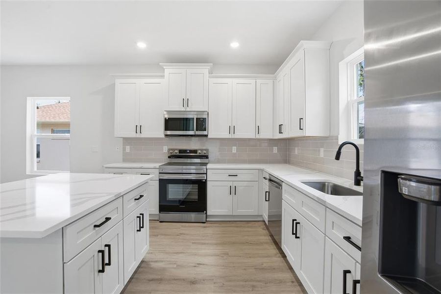 Furnished interior view inside a new home in , Ocala (Image 8).