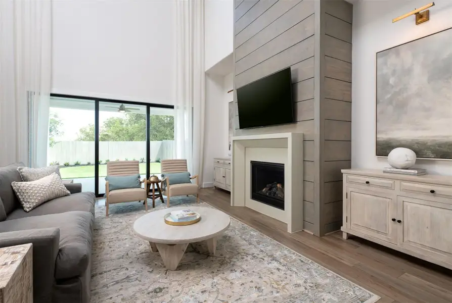 Sample Photo - Family Room