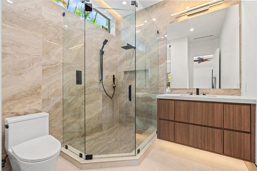 BATHROOM 1 FIRST FLOOR