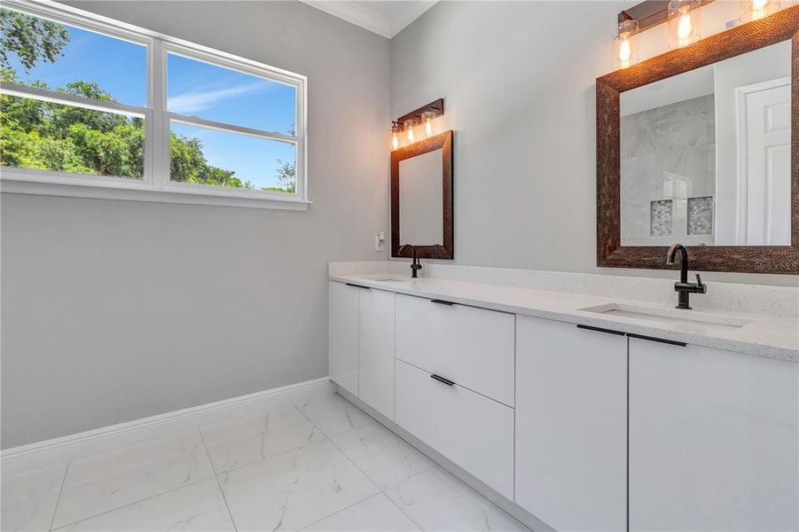 Furnished interior view inside a new home in , Leesburg (Image 15).